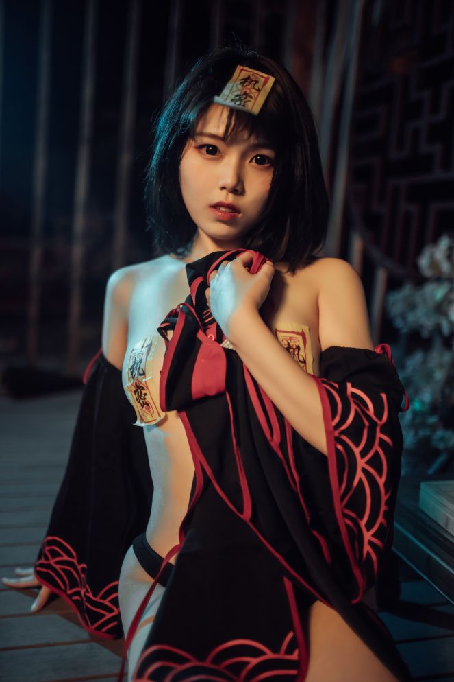 七月喵子 – 小僵尸 – 1778