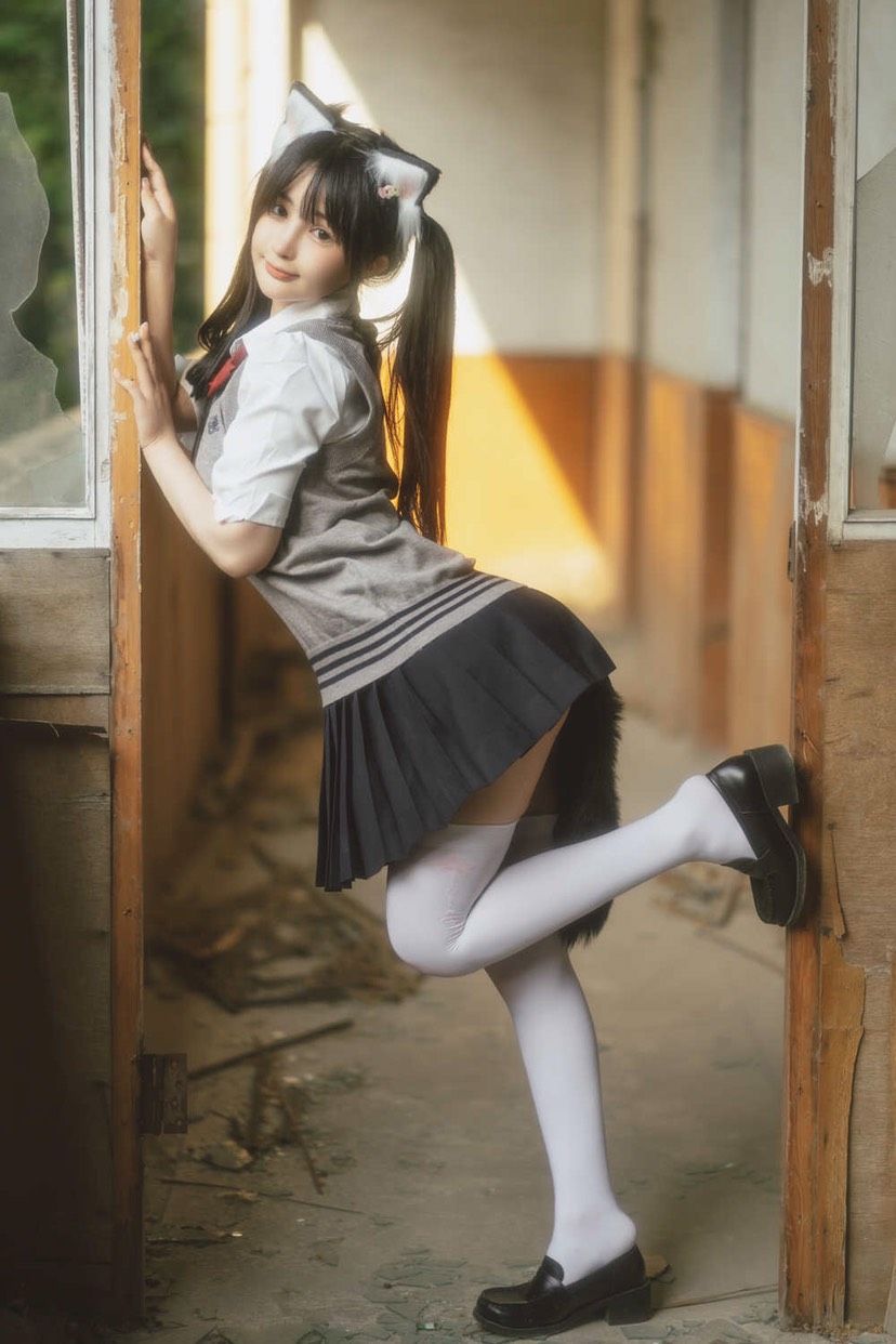 桜井宁宁校园废墟 – 240