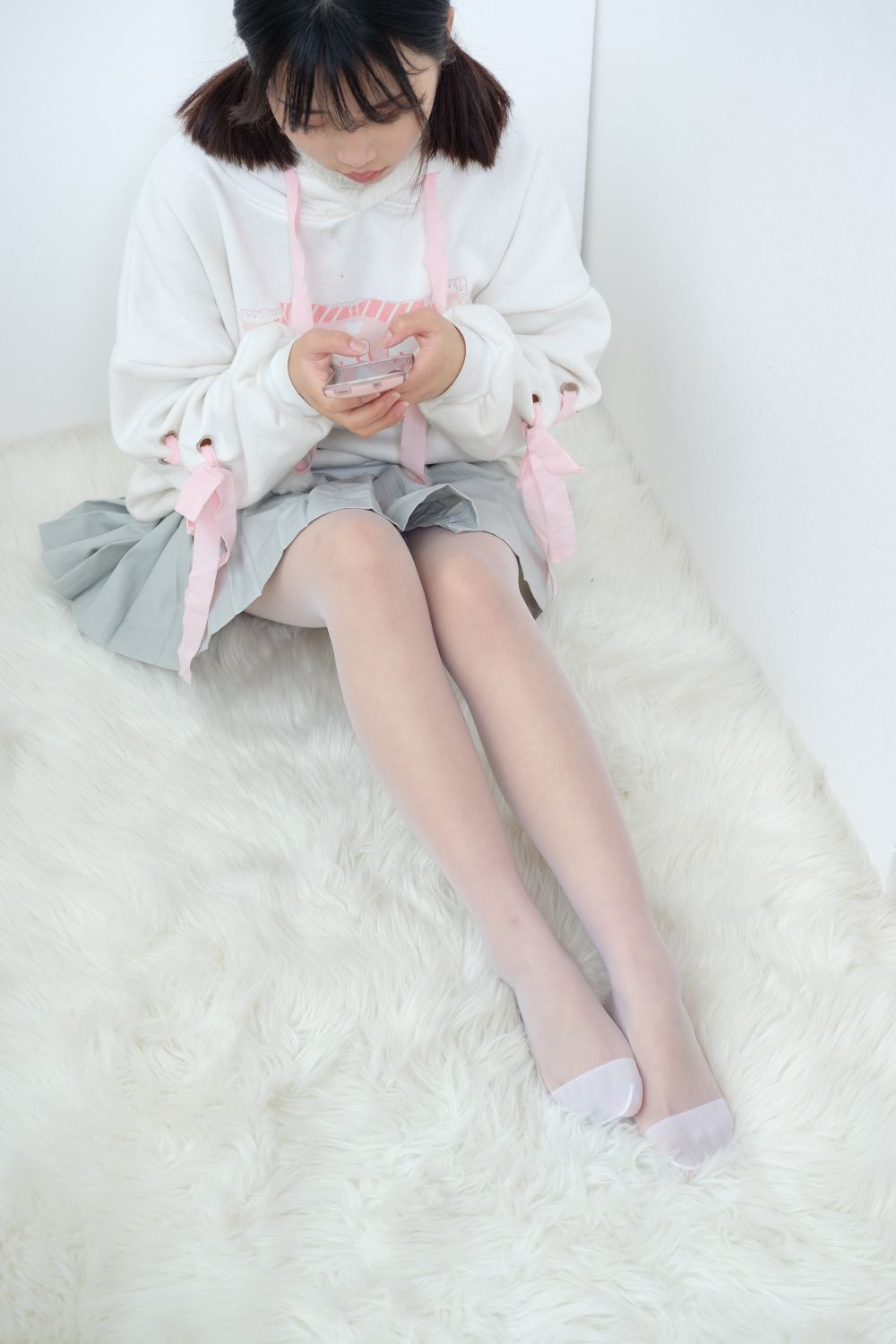 森萝财团 - BETA - 白丝美足少女 - 3733