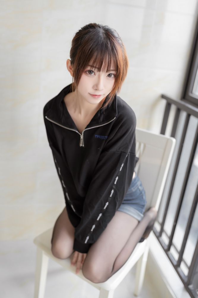 Kitaro绮太郎 - 单马尾女孩 - 4101