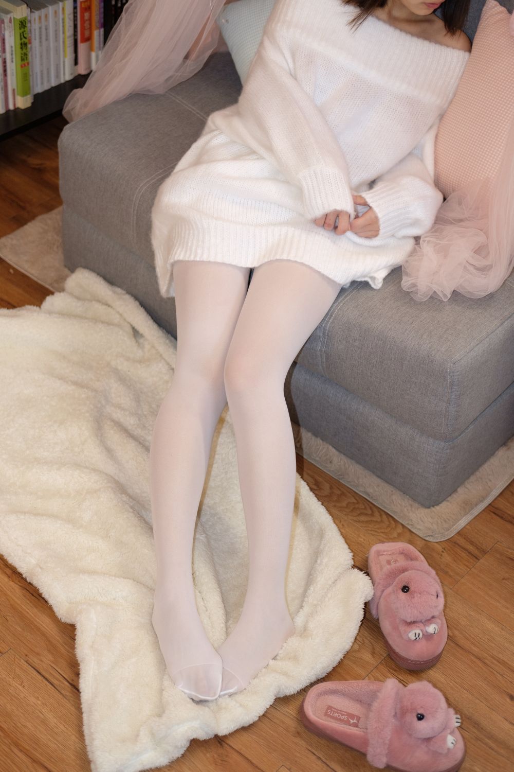 居家白丝 – 154