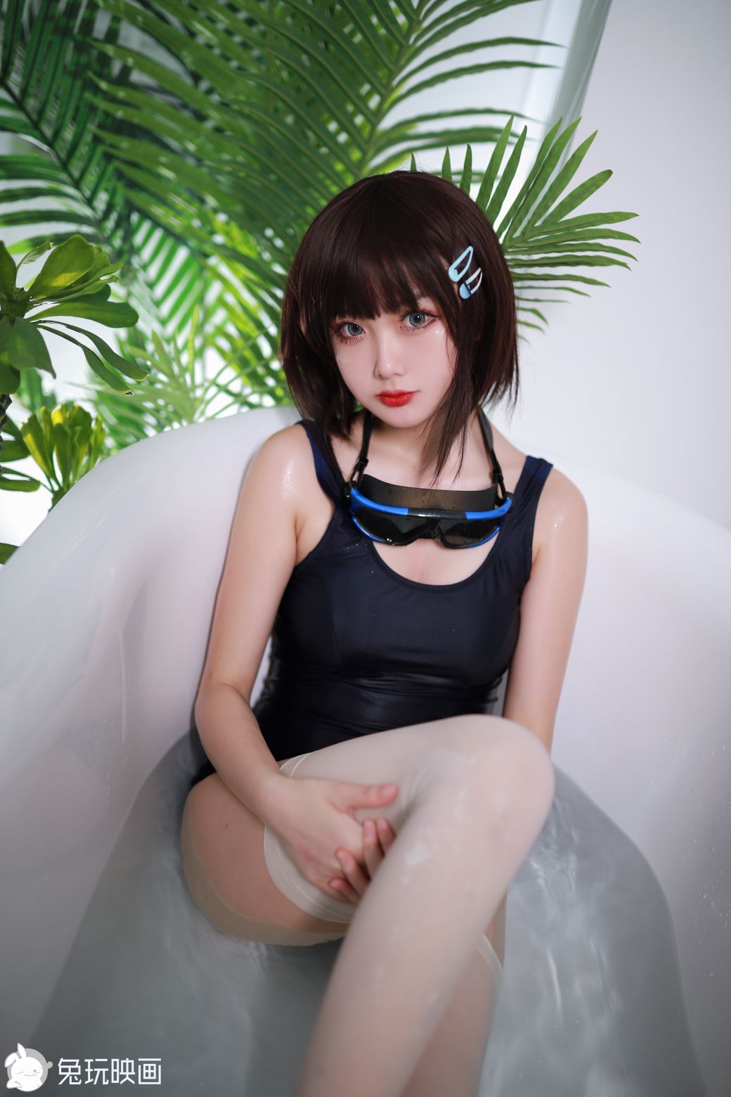 活泼可爱死库水萝莉写真 – 803