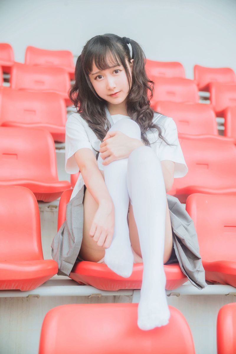 灰色JK制服 – 372