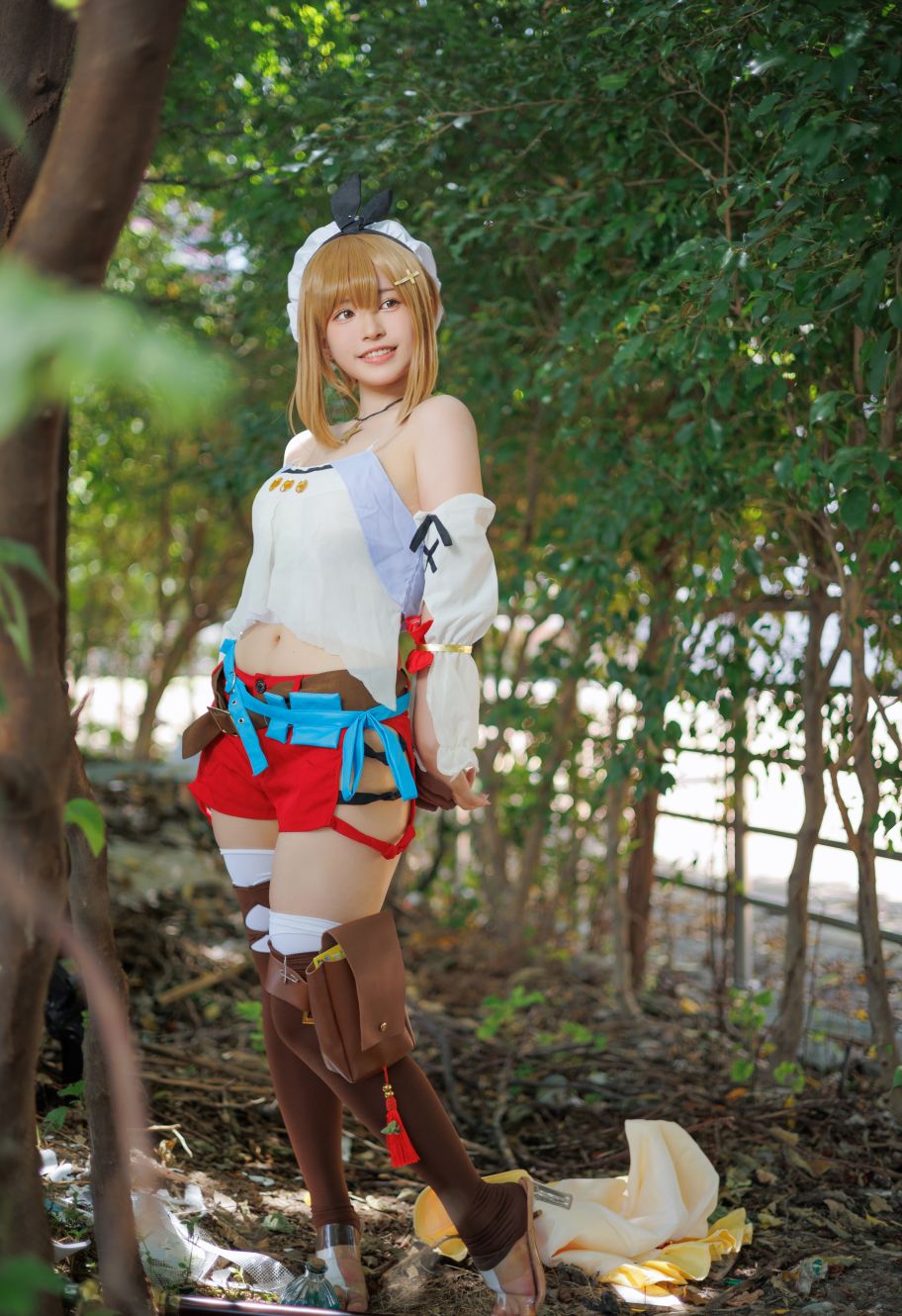 肃雨雨雨 – 碧蓝航线莱莎 – 1639