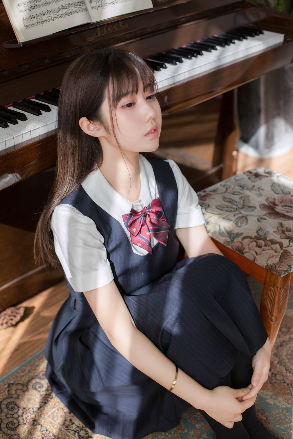 钢琴妹妹 – 758