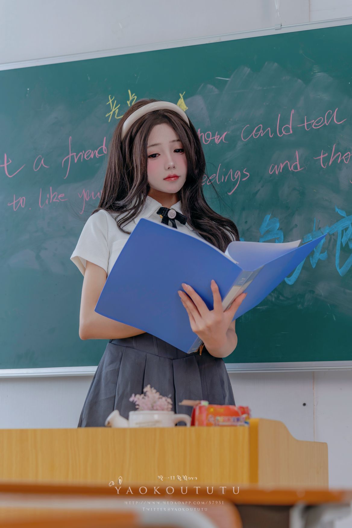 咬一口兔娘 – 实习老师的欢迎仪式 – 2770