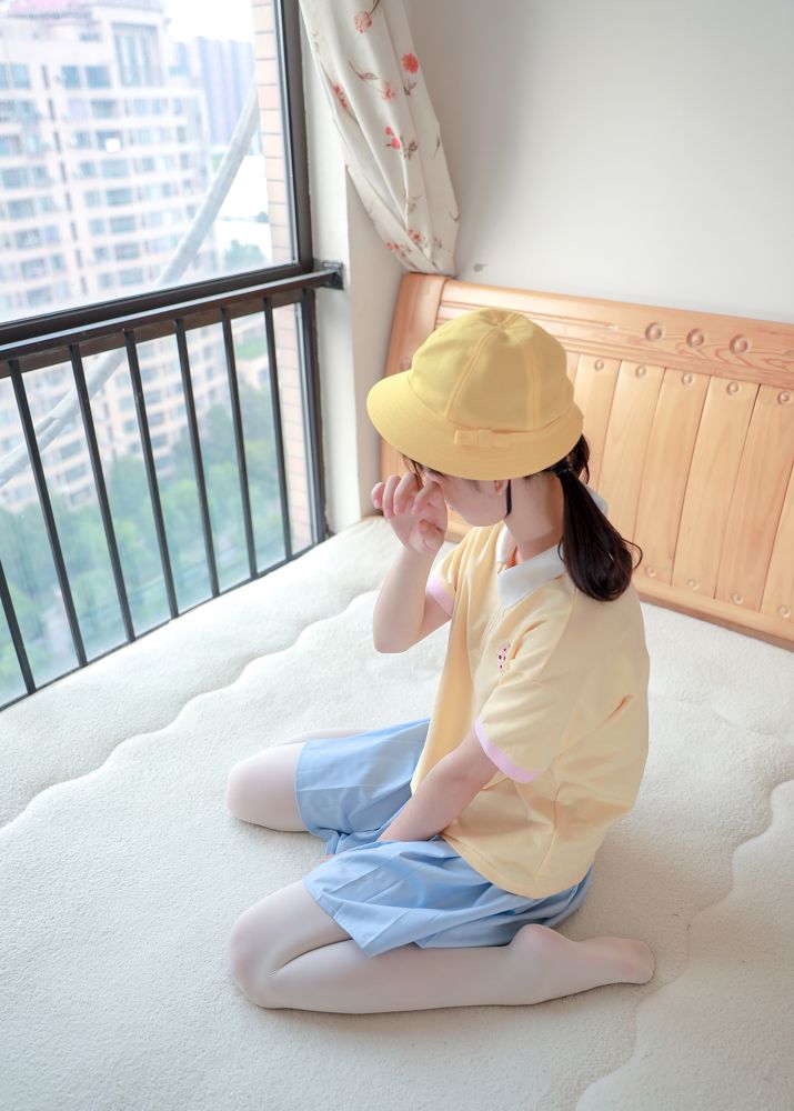 可爱日系小黄帽萝莉 – 256