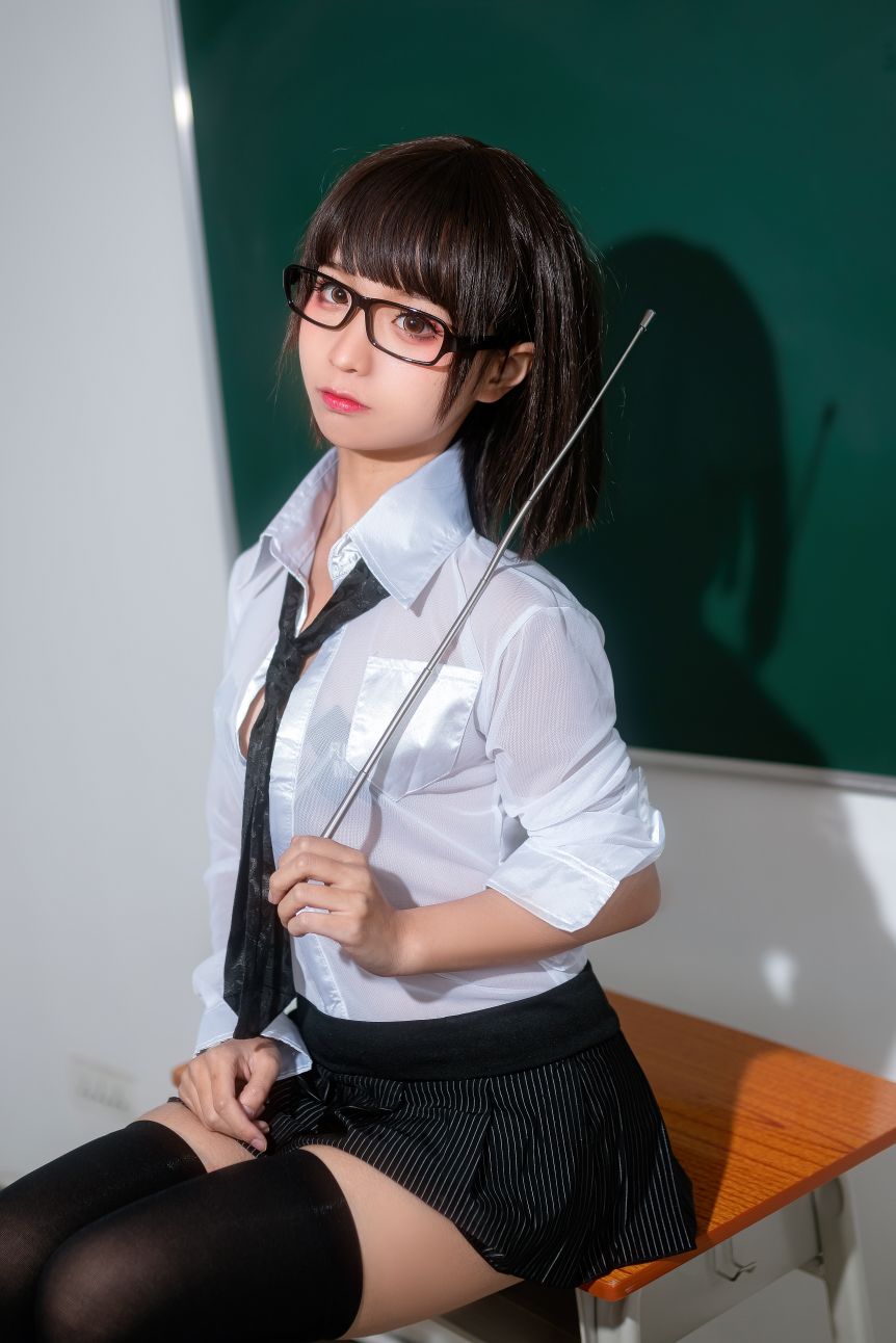 蠢沫沫 – 教师 – 2361