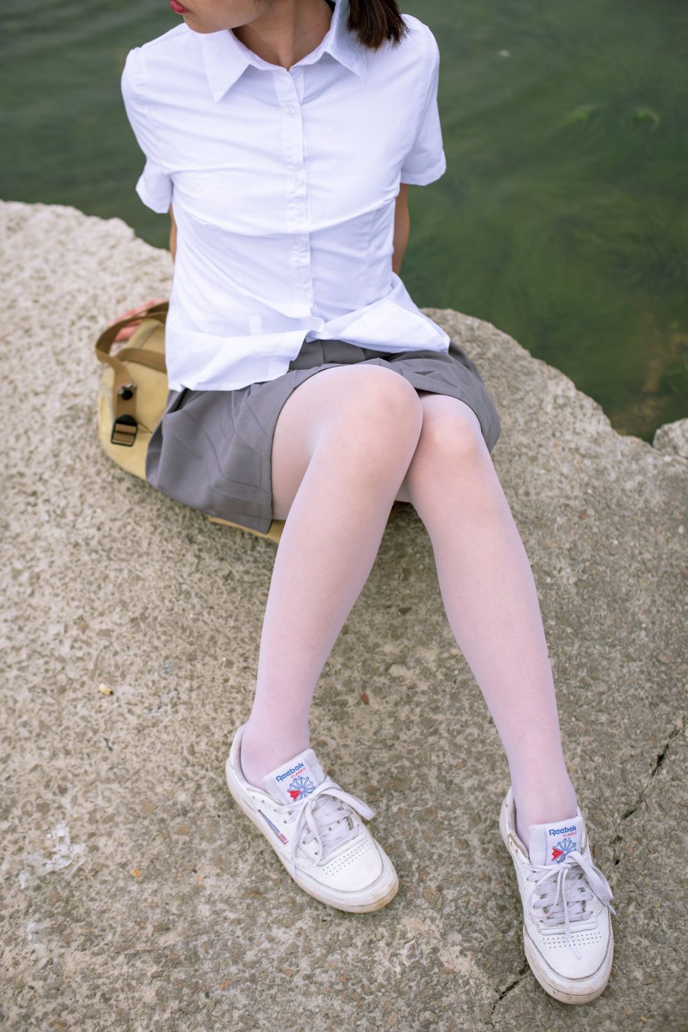 学生妹的外拍 – 138