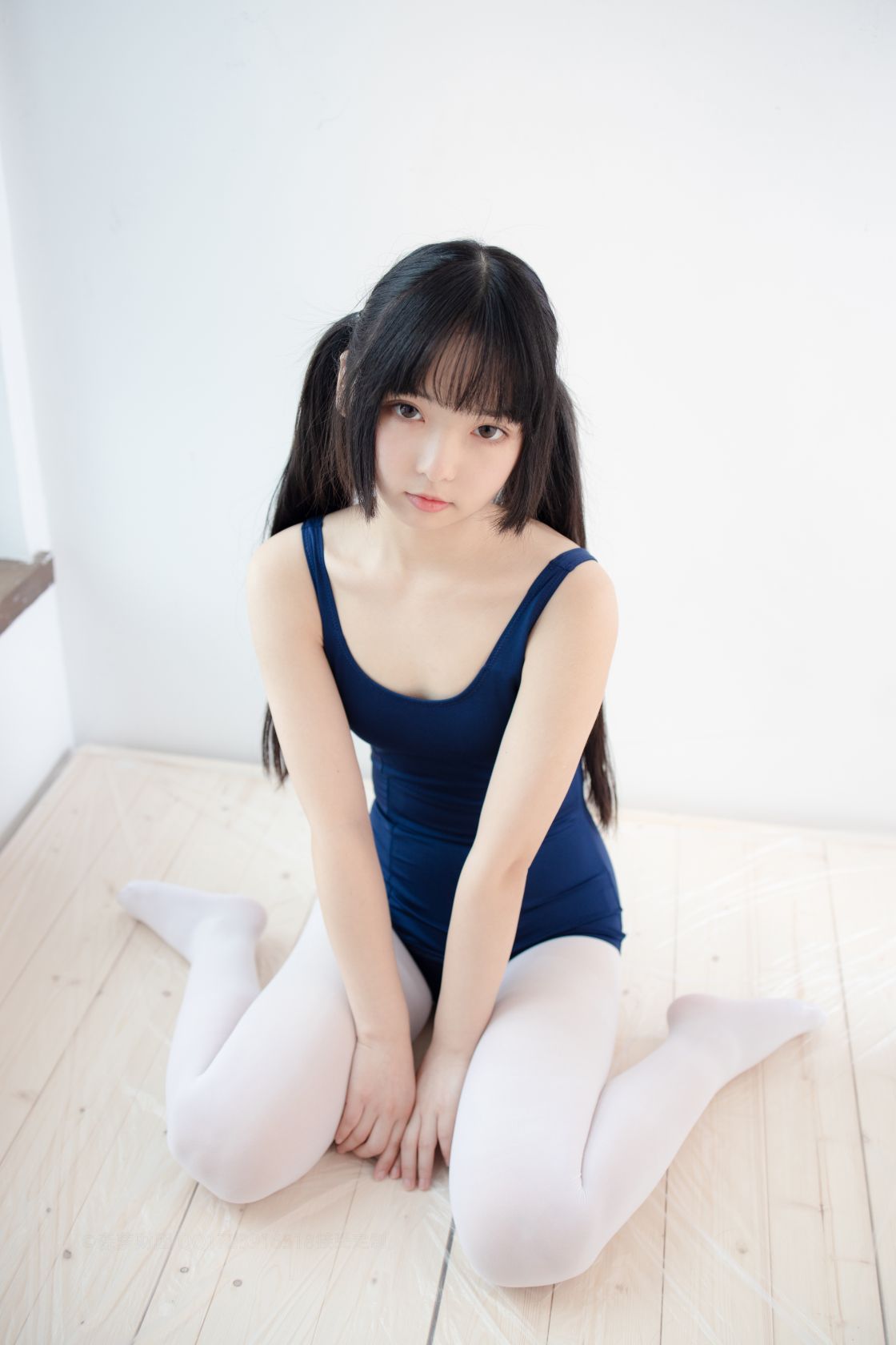 双马尾白丝死库水萝莉 – 787