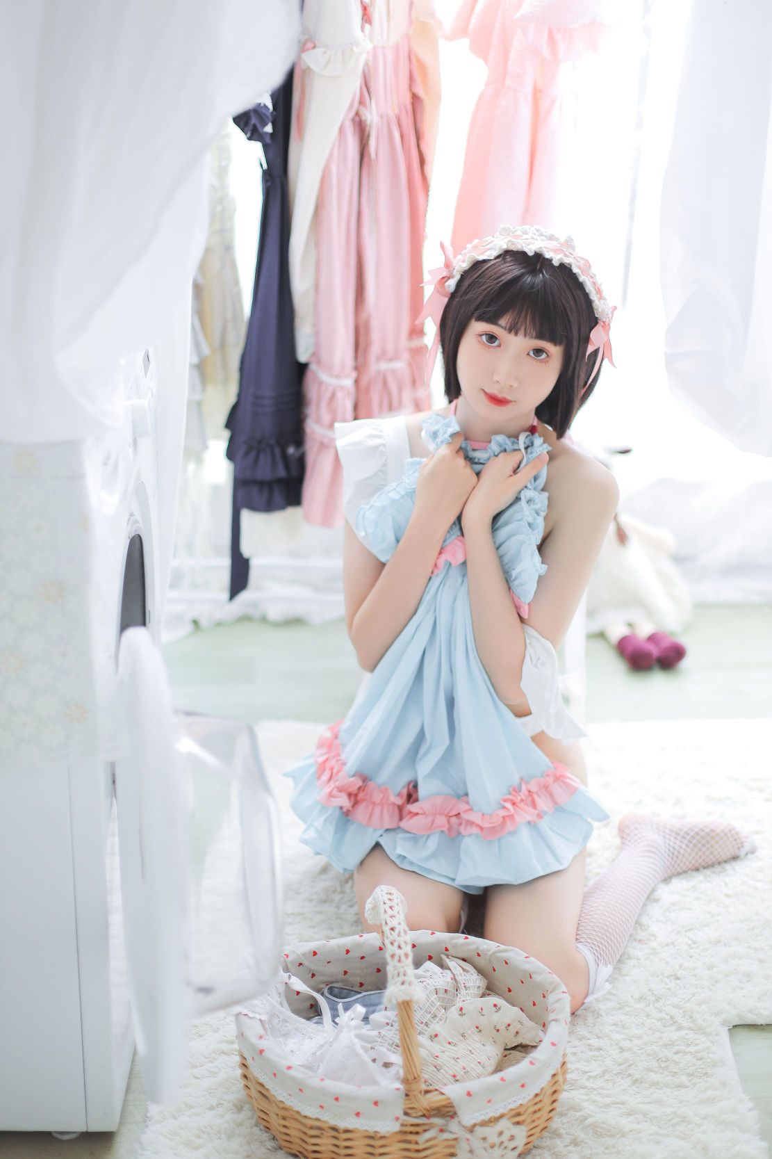 洗衣房の渔网袜小女仆 – 062