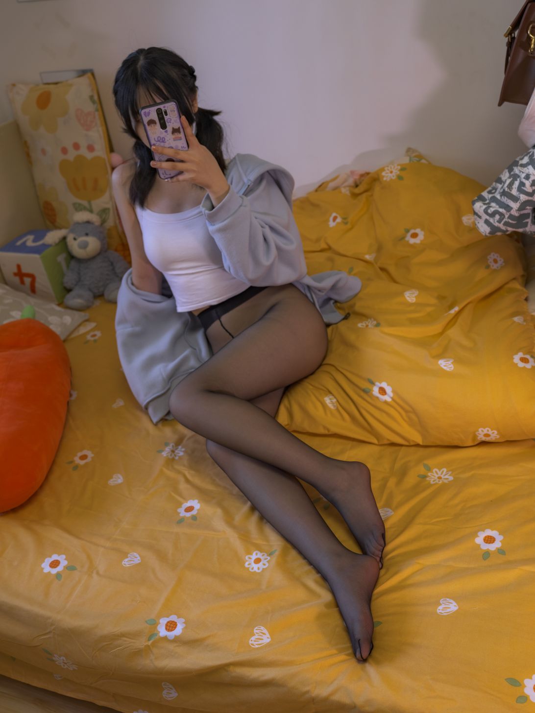森萝财团 - 内部 - 月下03 - 3999