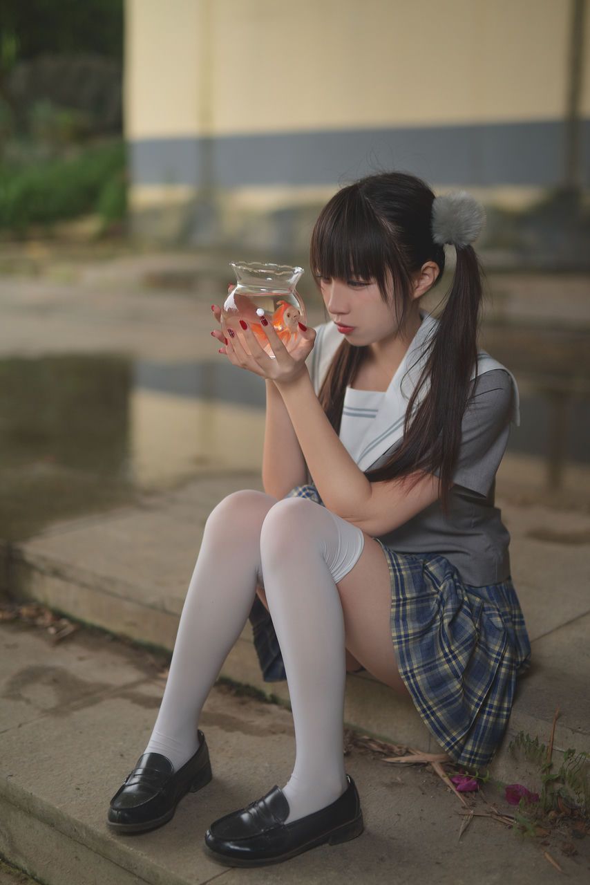 二佐Nisa金鱼水手 – 883