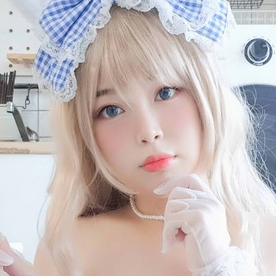 白烨